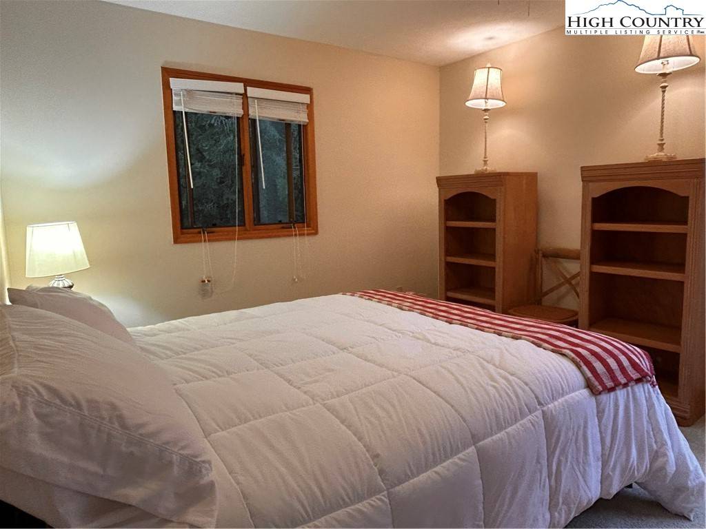 Banner Elk, NC 28604,113 South Slope CIR #4