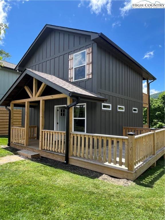West Jefferson, NC 28694,175 Whitethorn LN