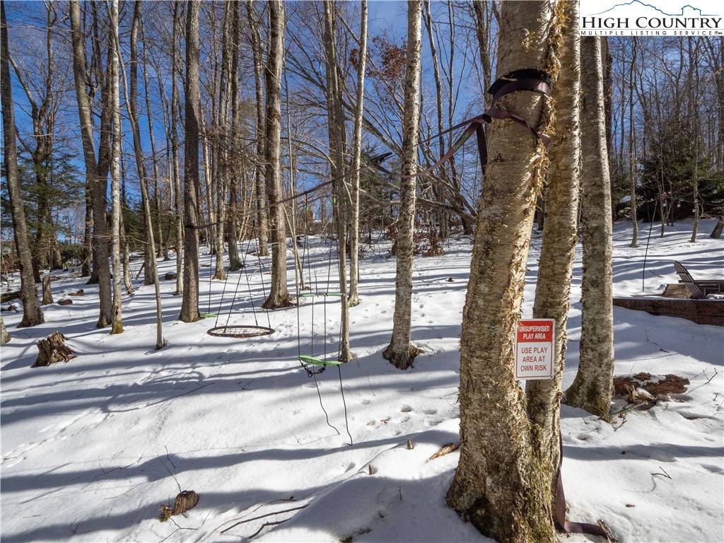 Beech Mountain, NC 28604,116 Creekridge RD