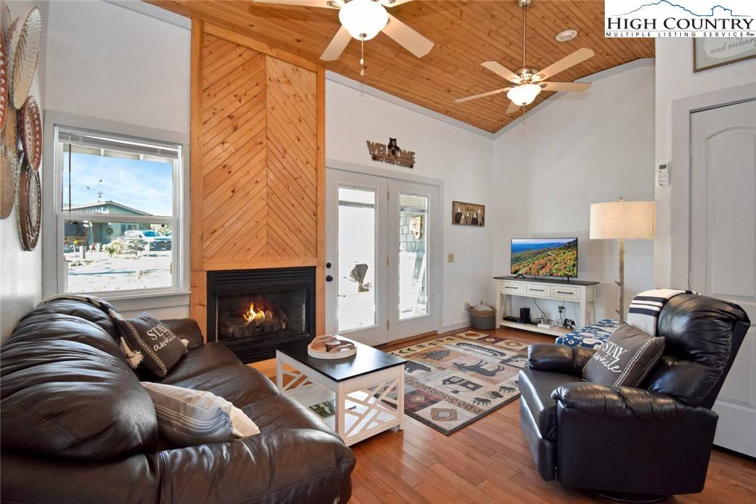 Newland, NC 28657,163 Black Pine RD