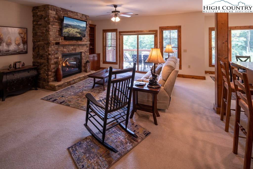 Banner Elk, NC 28604,136-D Wapiti WAY #9-D