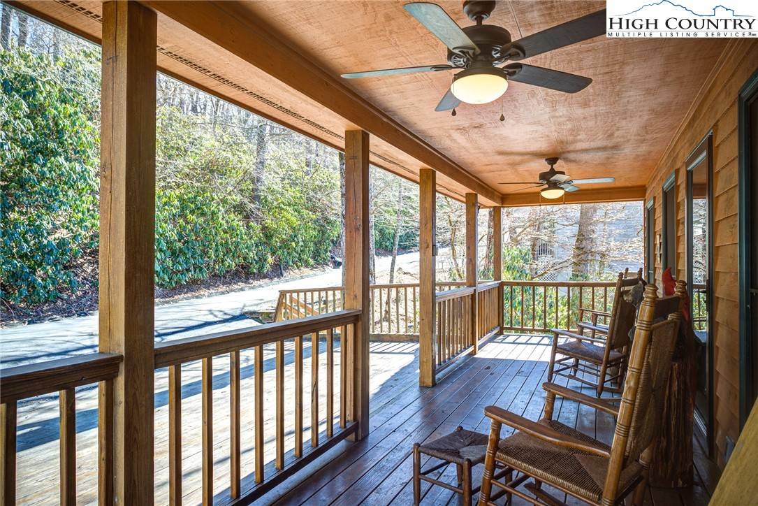 Blowing Rock, NC 28605,151 Locust LN