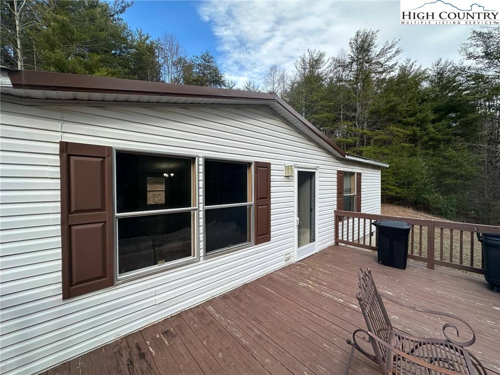 Sparta, NC 28675,562 Three Creek LN