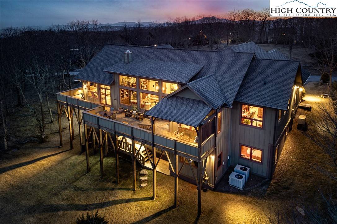 Boone, NC 28607,1071 State View RD