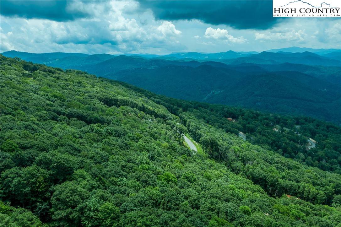 Banner Elk, NC 28604,L-64 Eagles Nest TRL
