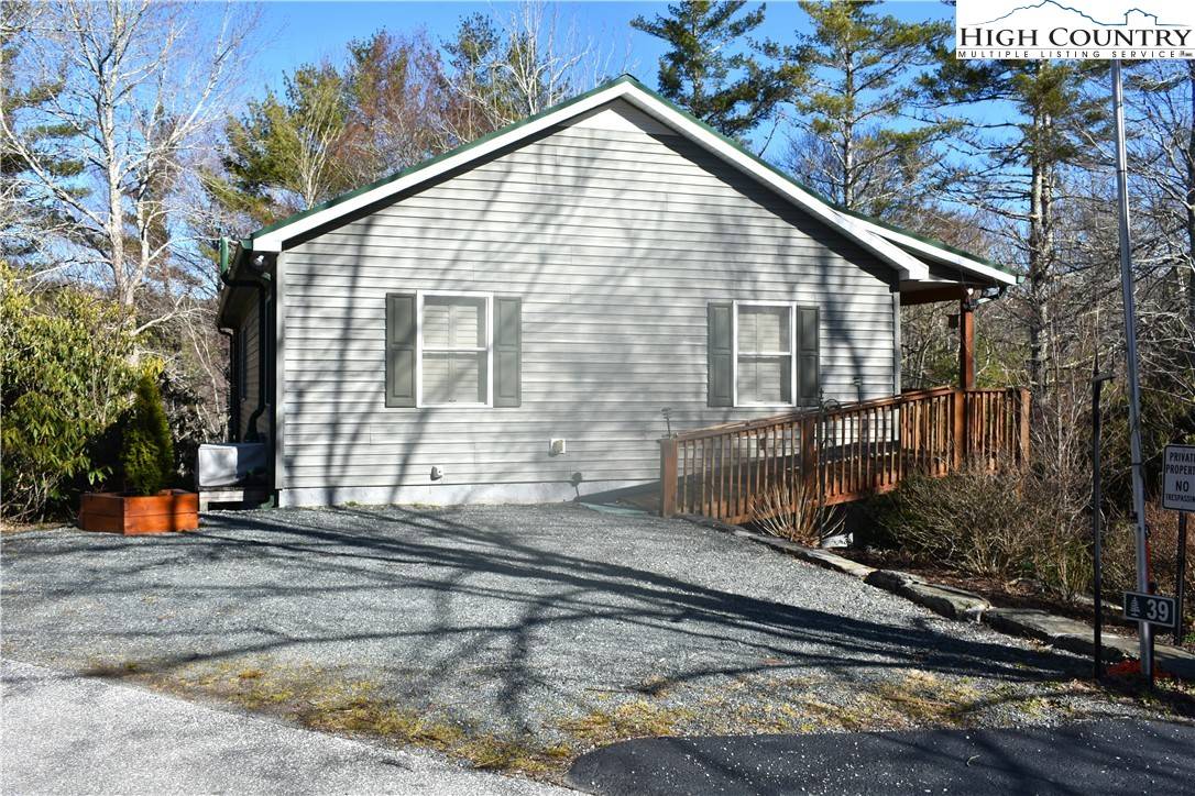 Newland, NC 28657,39 Laurel LN
