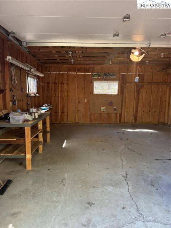 Newland, NC 28657,41 Willow LOOP