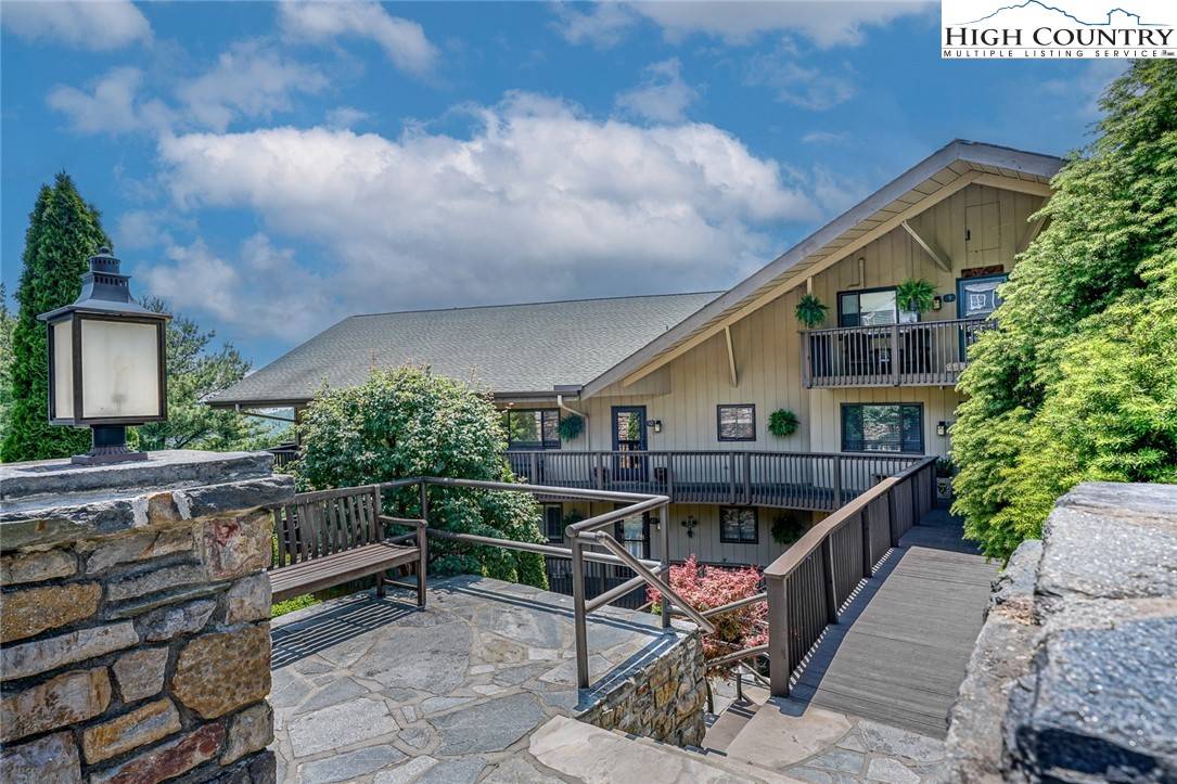 Blowing Rock, NC 28605,1968 Main ST #21
