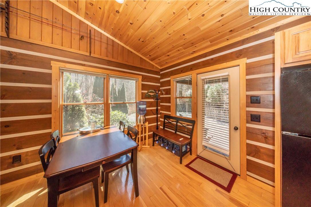 Todd, NC 28684,308 Ragan RD