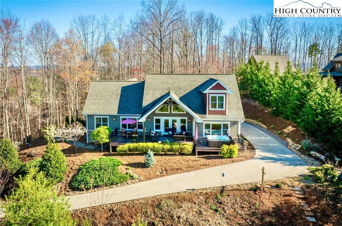 Lenoir, NC 28645,1518 Johns ridge Pkwy