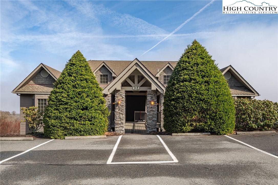 Sugar Mountain, NC 28604,392 Ridgeline DR #12D