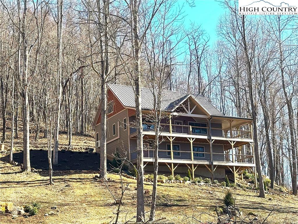 West Jefferson, NC 28694,140 Mystery Mountain RD