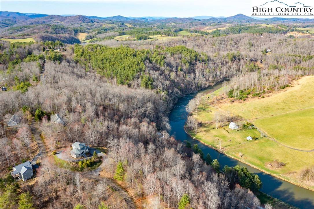 West Jefferson, NC 28694,38 Autumn Run