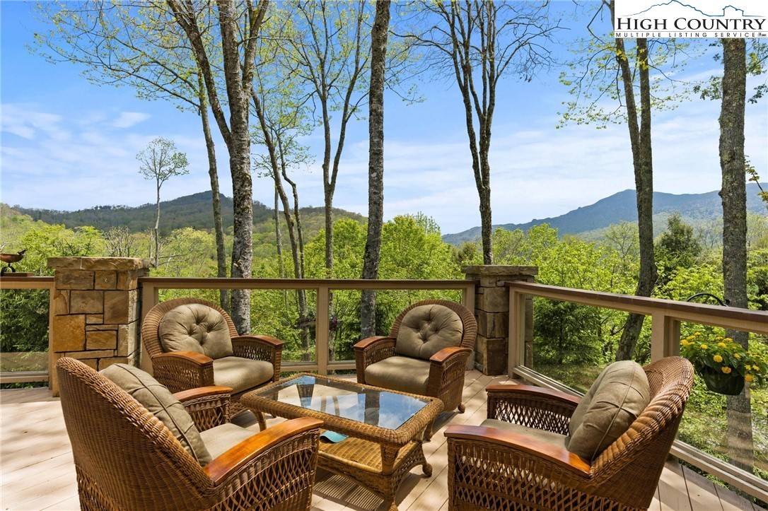 Linville, NC 28646,1517 Cranberry Cove DR