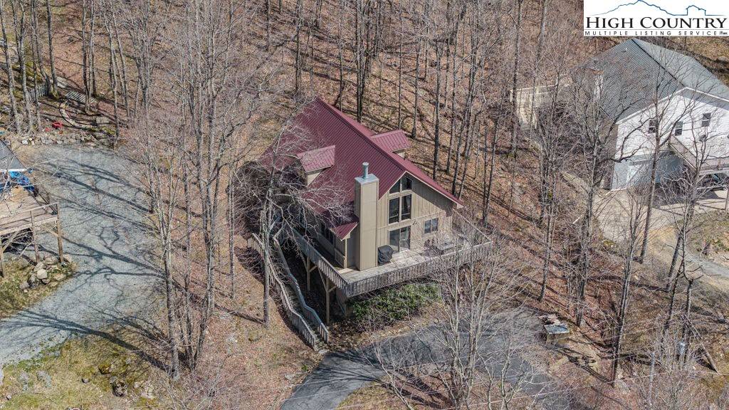 Beech Mountain, NC 28604,136 Tamarack RD