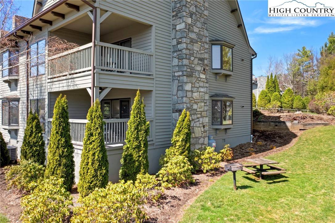 Blowing Rock, NC 28605,934-1 Chetola Lake DR #1