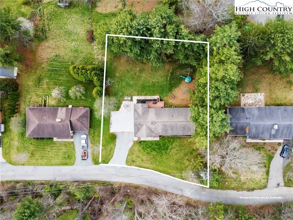 Boone, NC 28607,277 Perkins ST