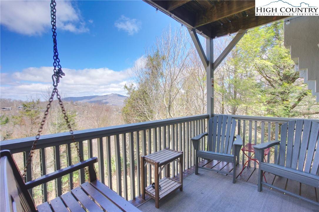 Sugar Mountain, NC 28604,367 SkyLeaf DR #D-4