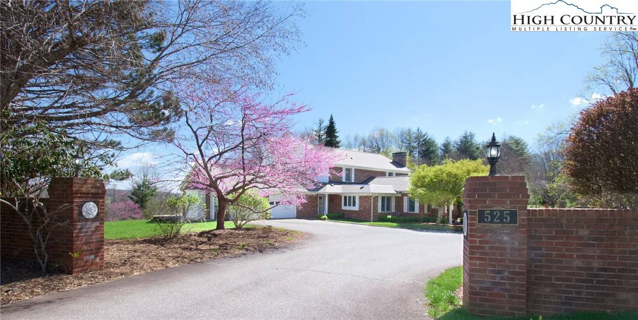 Jefferson, NC 28640,525 Luther RD
