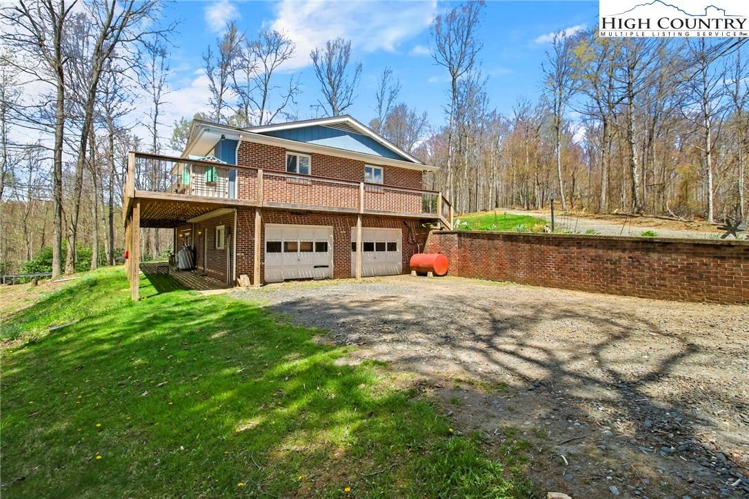 Newland, NC 28657,675 Rodgers Ridge RD