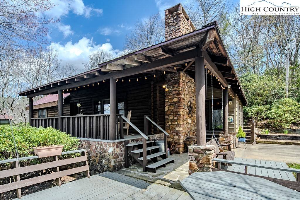 Newland, NC 28657,80 Avery County High School RD