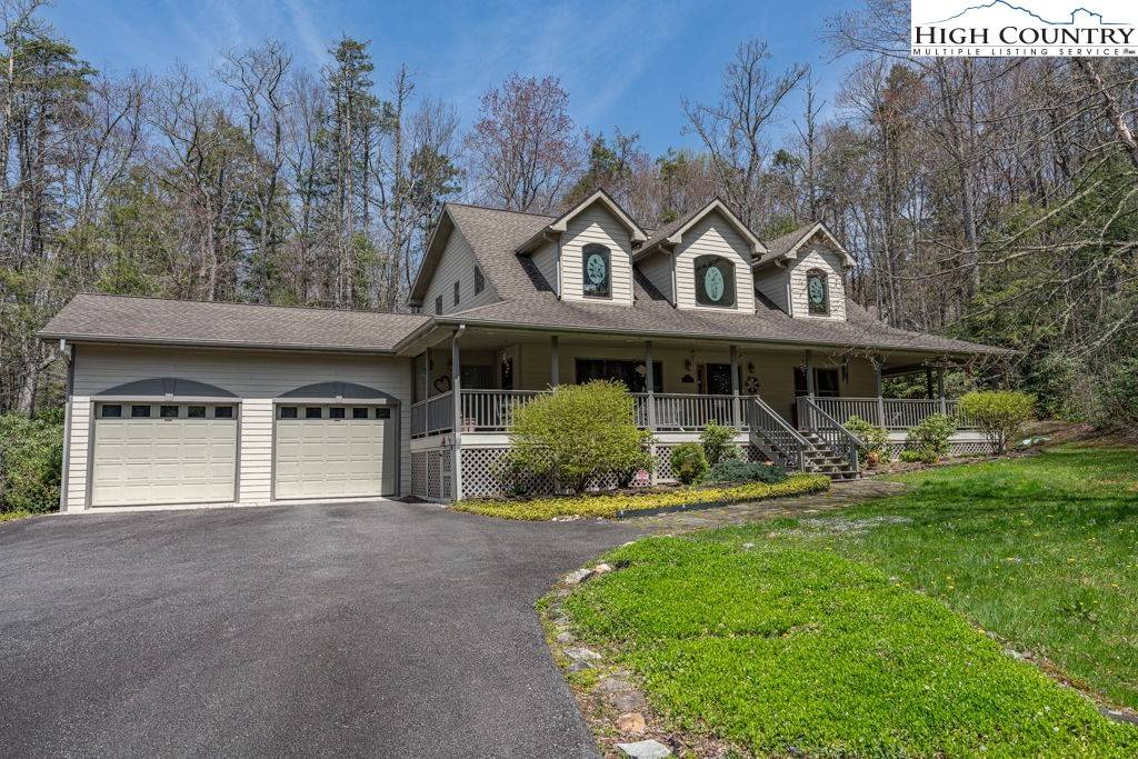 Linville, NC 28605,163 Old Hickory LN