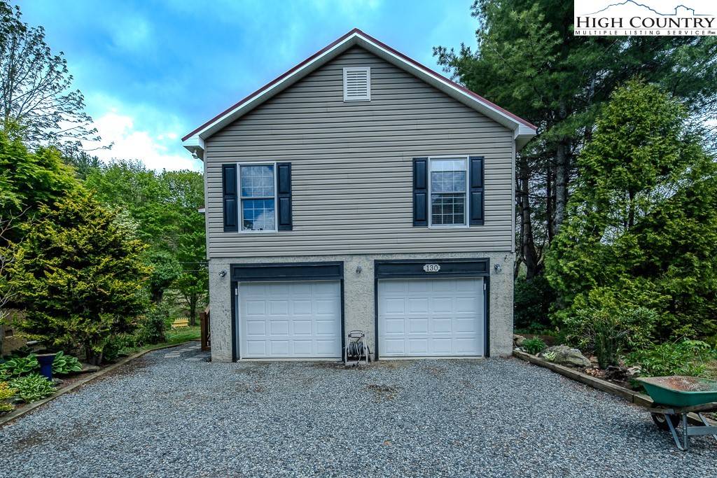 Newland, NC 28657,130 Meadow LOOP