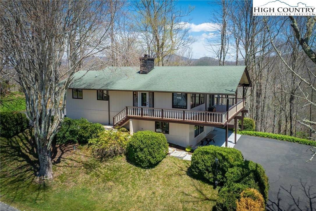 Newland, NC 28657,405 Strawberry LN