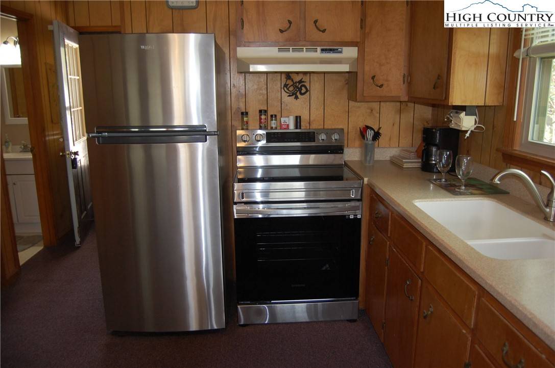 Newland, NC 28657,343 Windridge RD