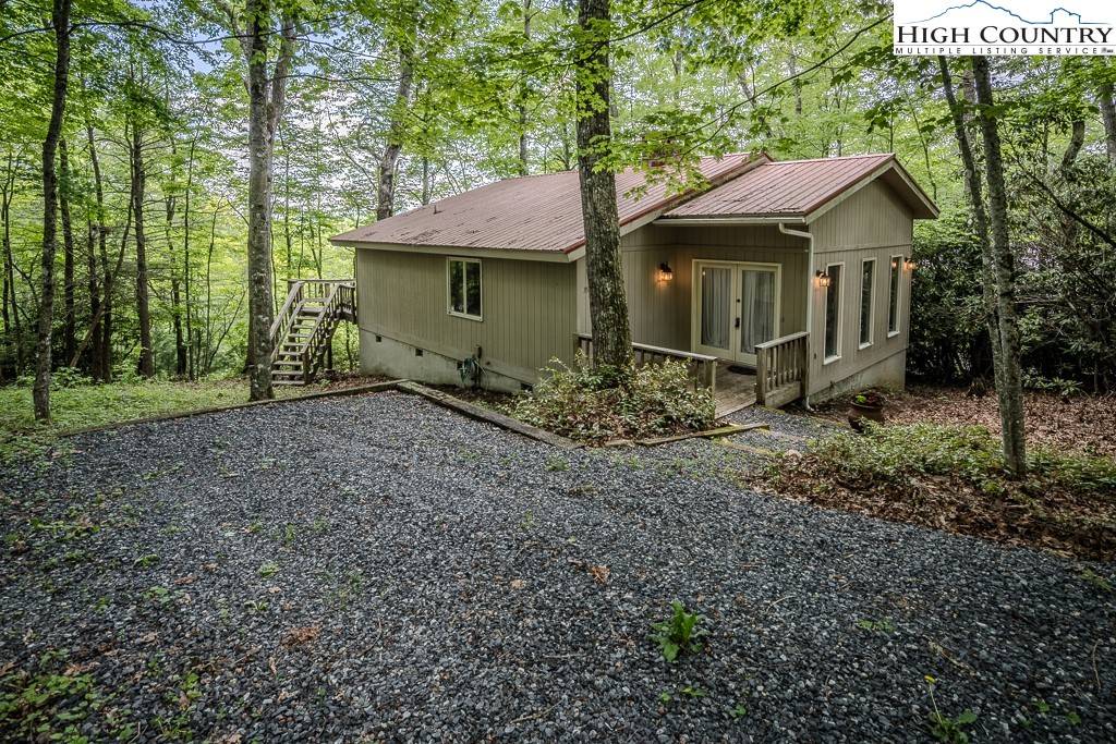 Newland, NC 28657,353 Trout Brook LOOP