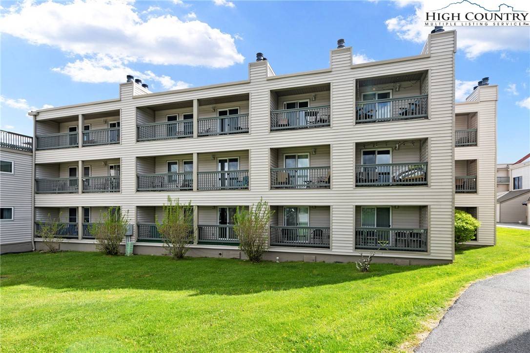 Beech Mountain, NC 28604,301 Pinnacle Inn RD #3203B