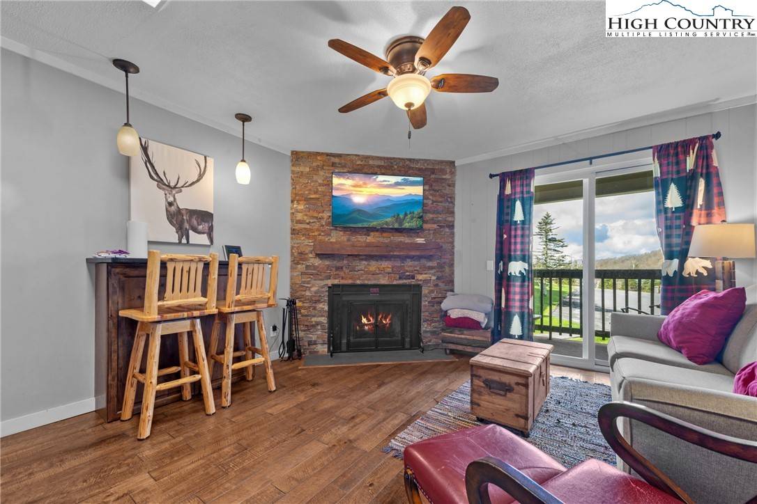 Beech Mountain, NC 28604,301 Pinnacle Inn RD #3203B
