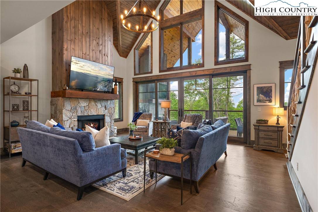 Elk Park, NC 28604,200 Fernwood TRL