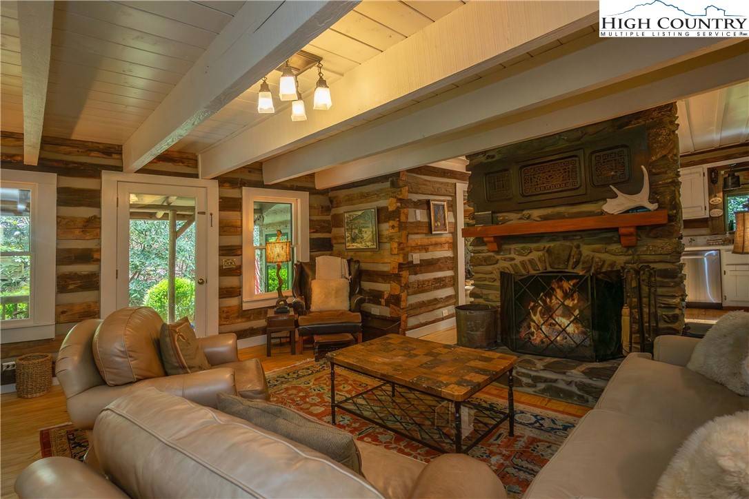 Blowing Rock, NC 28605,204 Huckleberry TRL