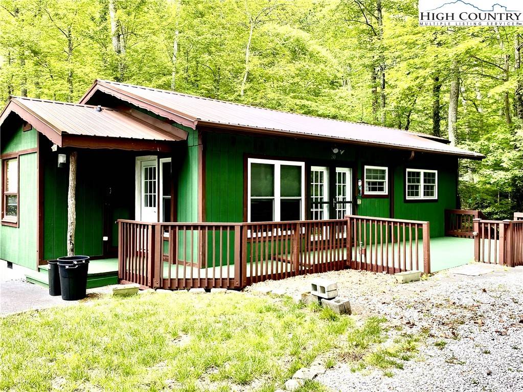 Newland, NC 28646,30 Sourwood Knoll