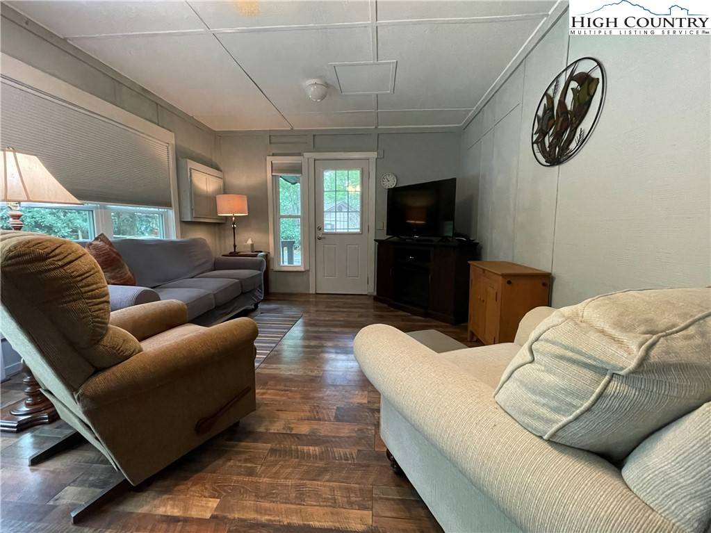 Newland, NC 28646,30 Sourwood Knoll