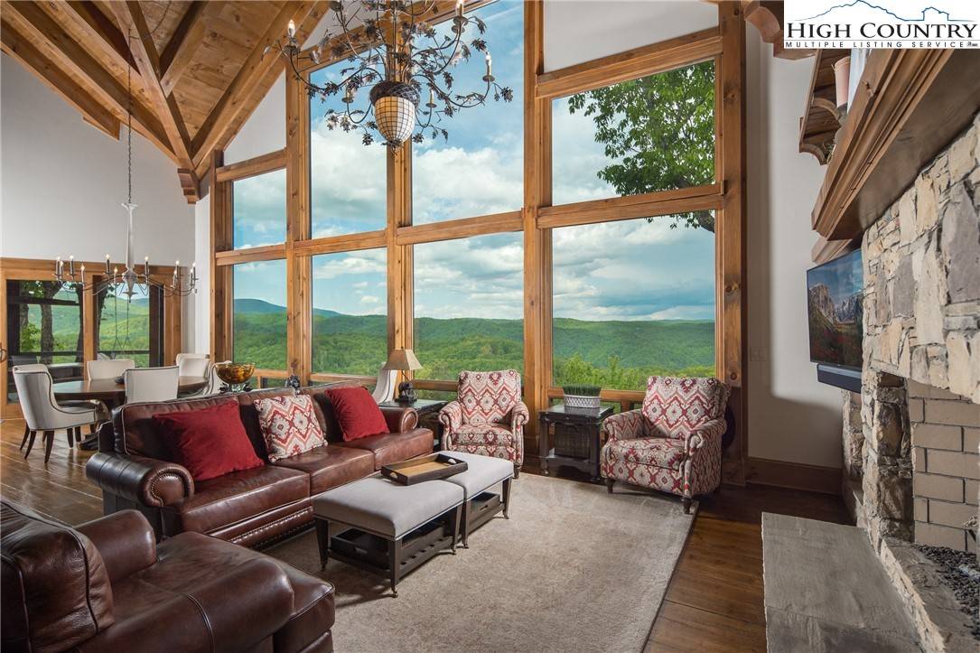 Boone, NC 28607,878 Red Cedar RD