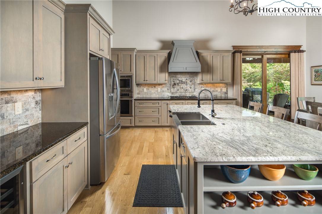 Boone, NC 28607,2274 Reynolds Pkwy