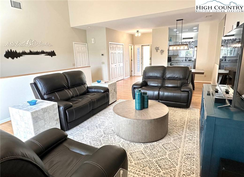 Jefferson, NC 28640,166 Fairway View PL #B2