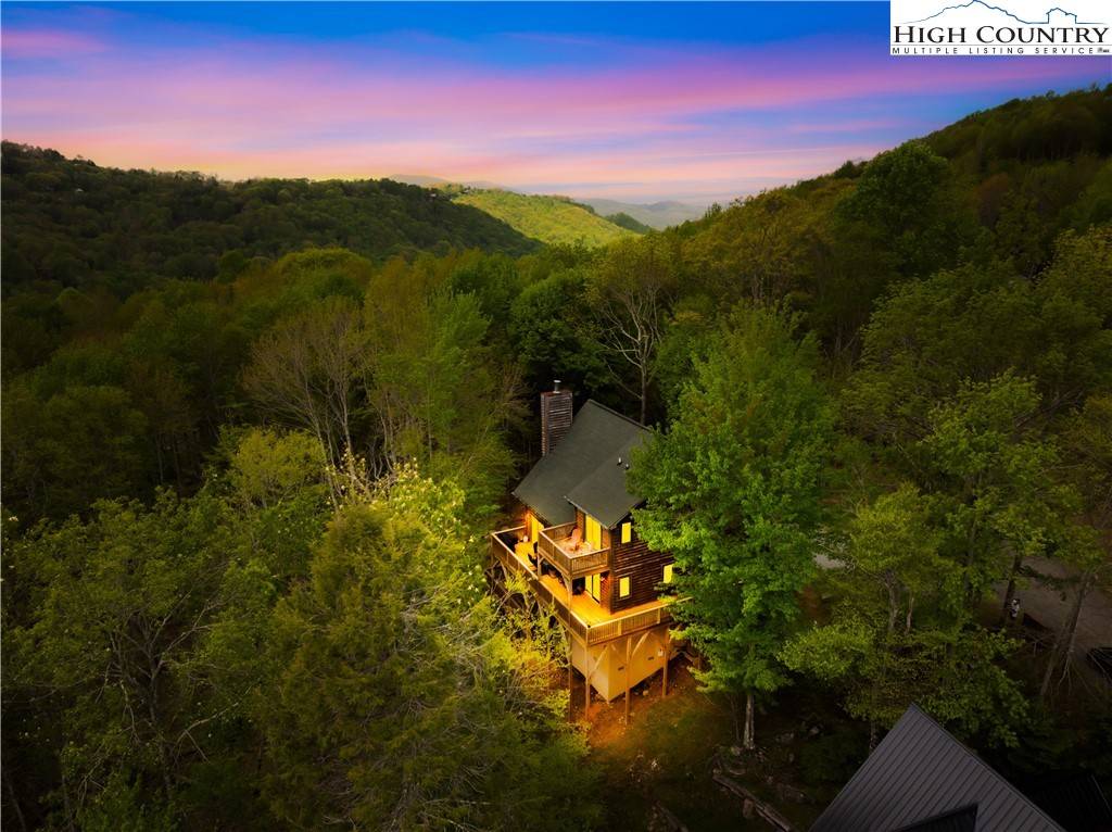 Beech Mountain, NC 28604,107 Heather LN