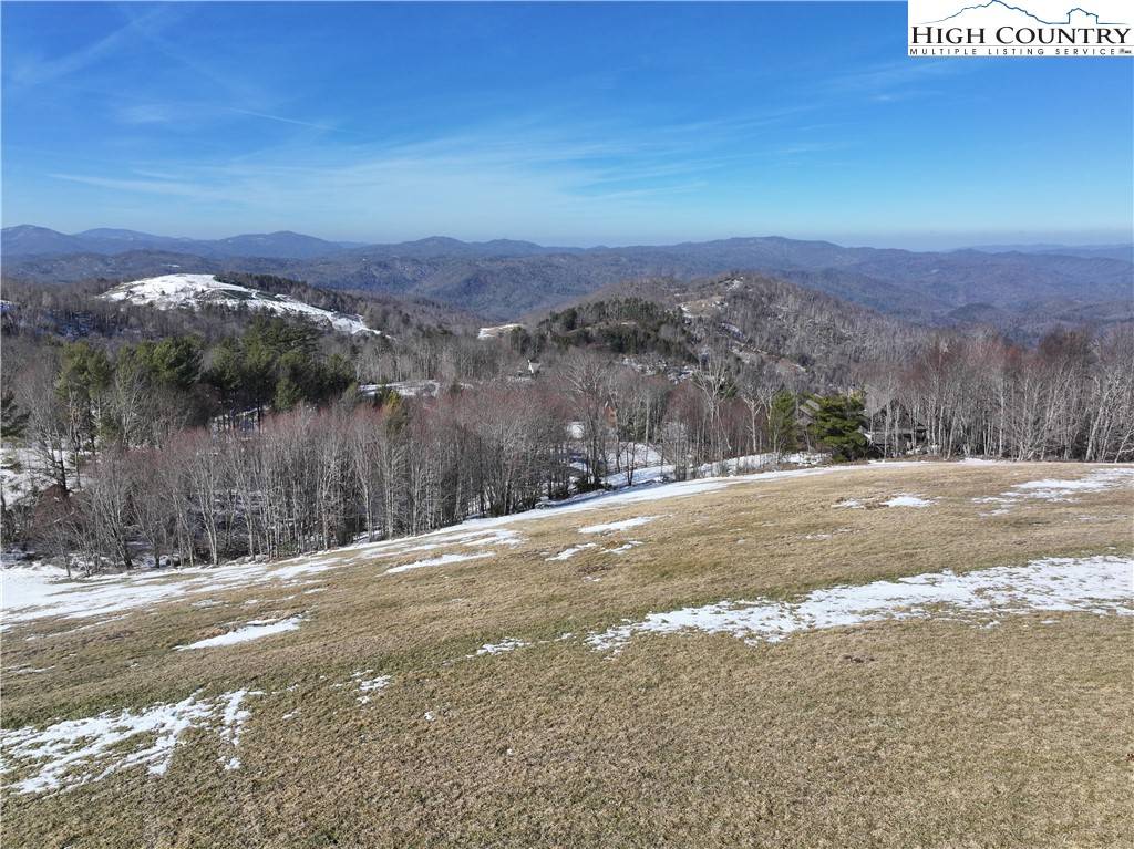 Elk Park, NC 28604,RS4 Skywest Pkwy
