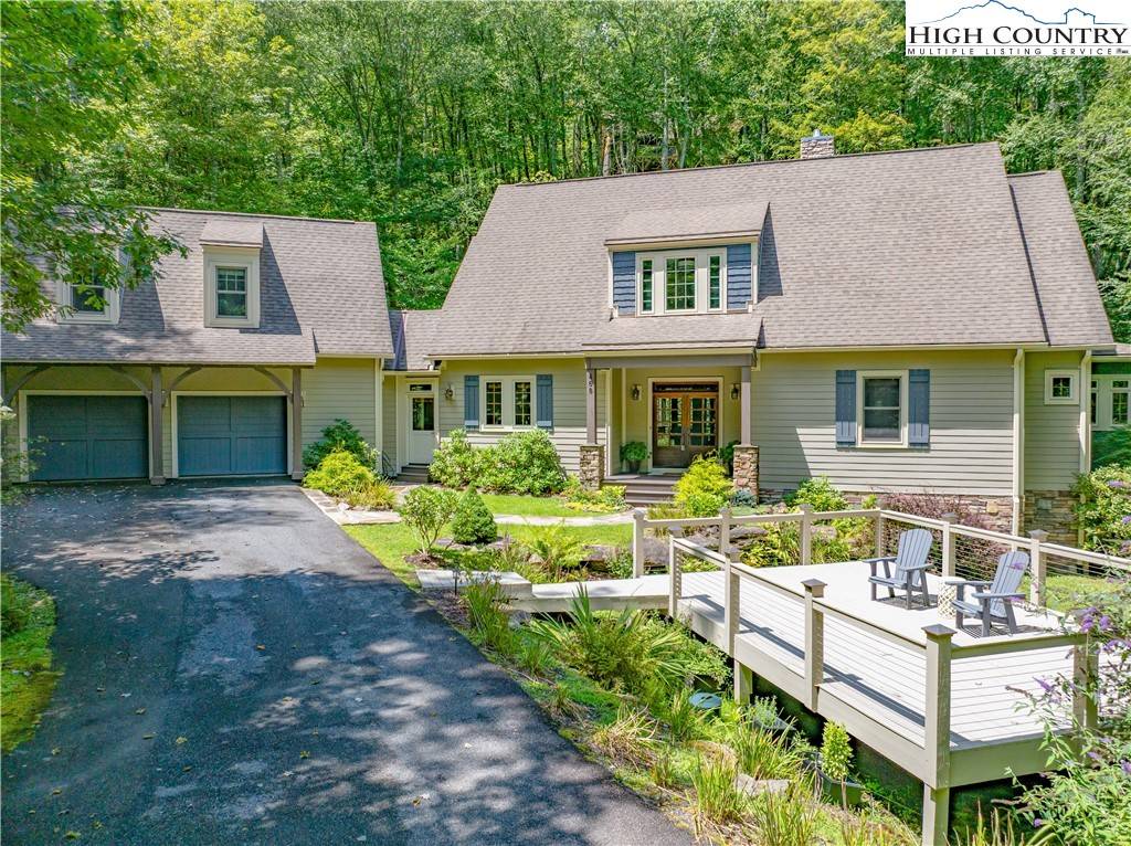Boone, NC 28607,468 Twin Rivers DR