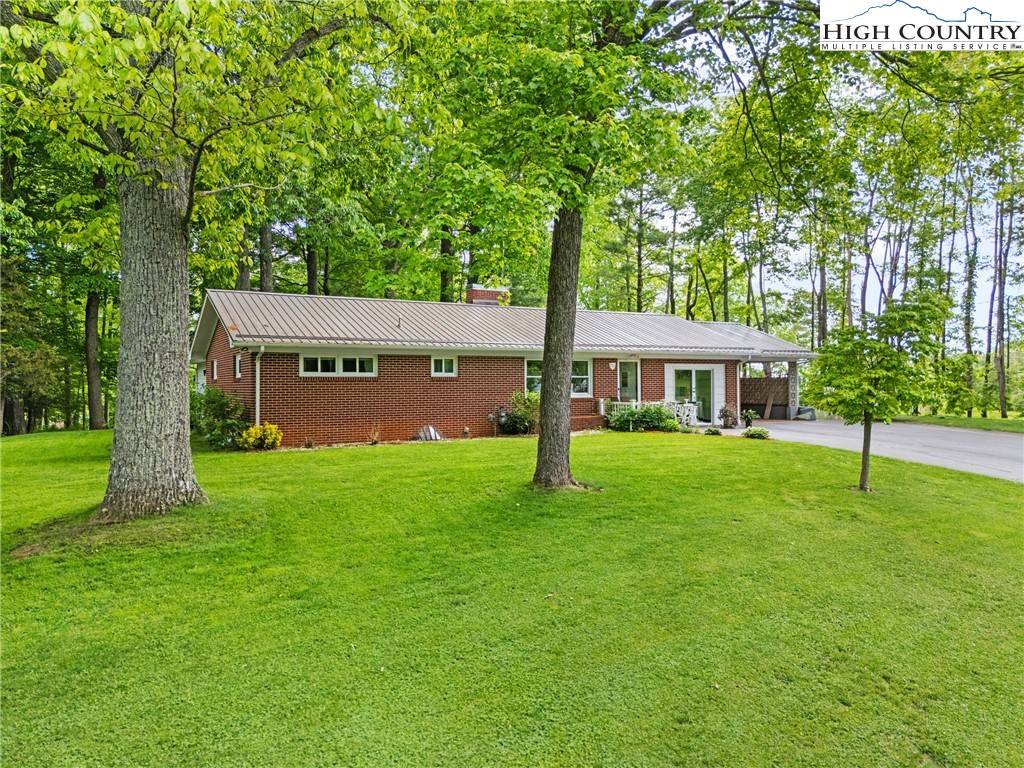 Jefferson, NC 28640,175 Ashe Central School RD