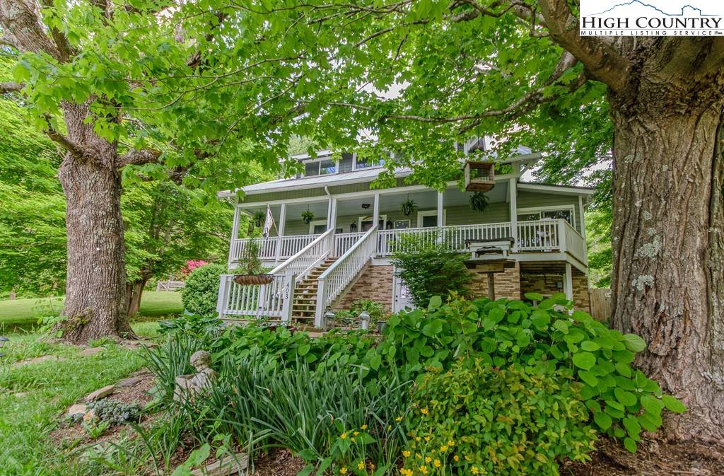 Vilas, NC 28692,403 Linville Creek RD