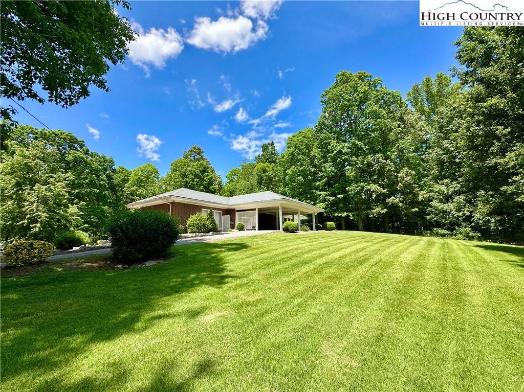 Lenoir, NC 28645,2866 Old Morganton RD