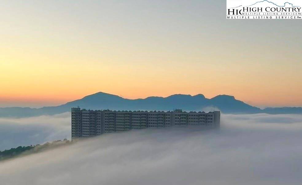 Sugar Mountain, NC 28604,303 Sugar Top DR #7-2712