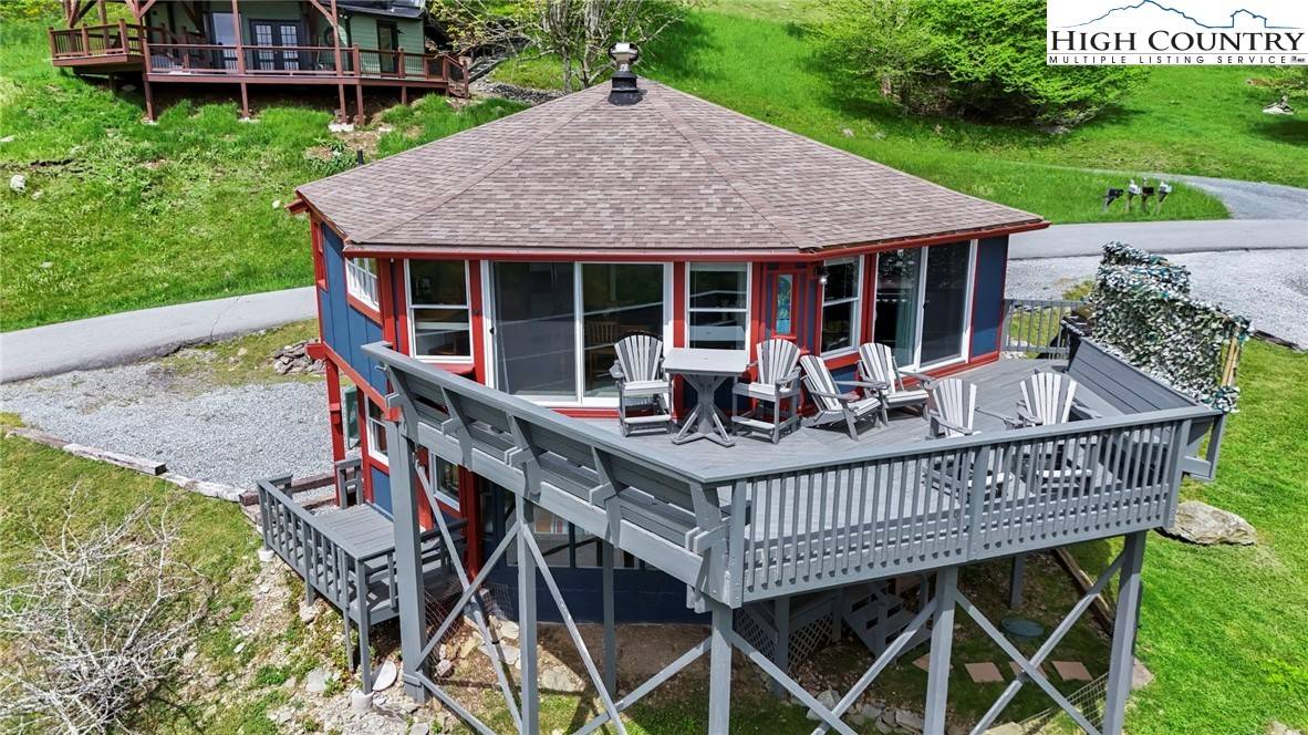 Seven Devils, NC 28604,104 Longview CT