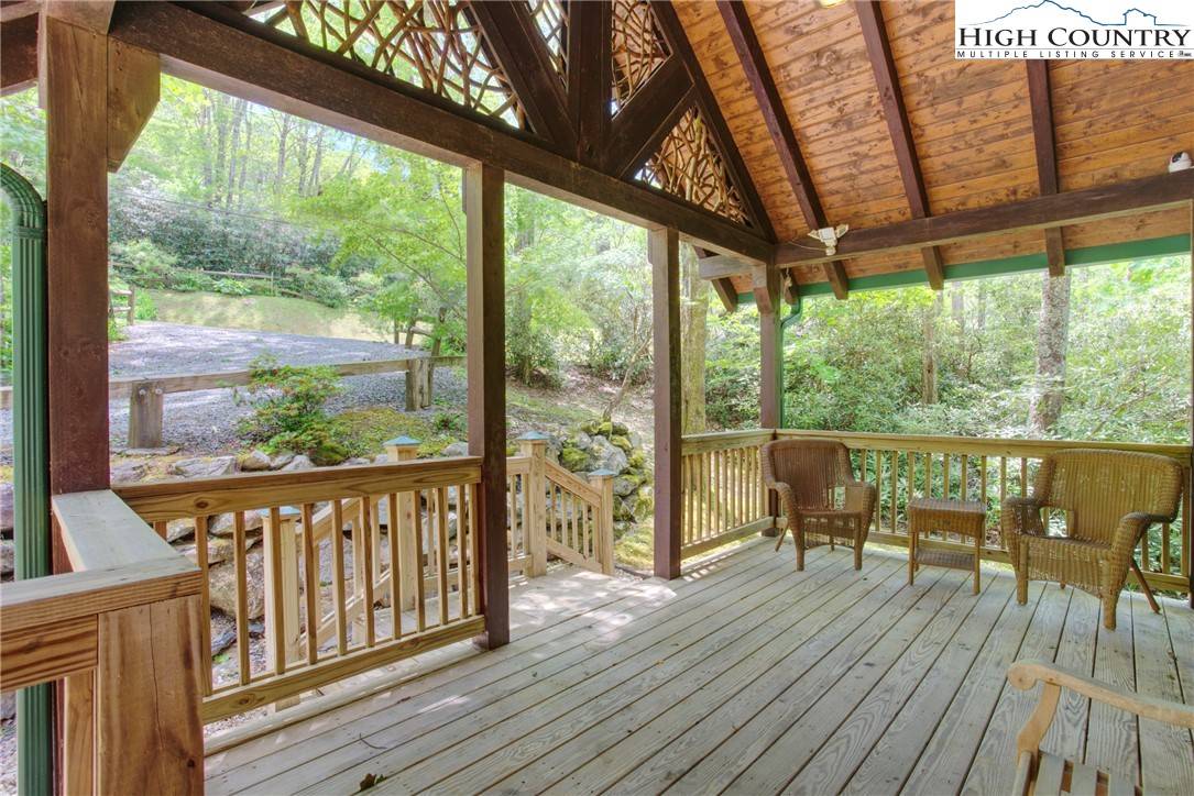 Blowing Rock, NC 28605,4180 Highway 221 S