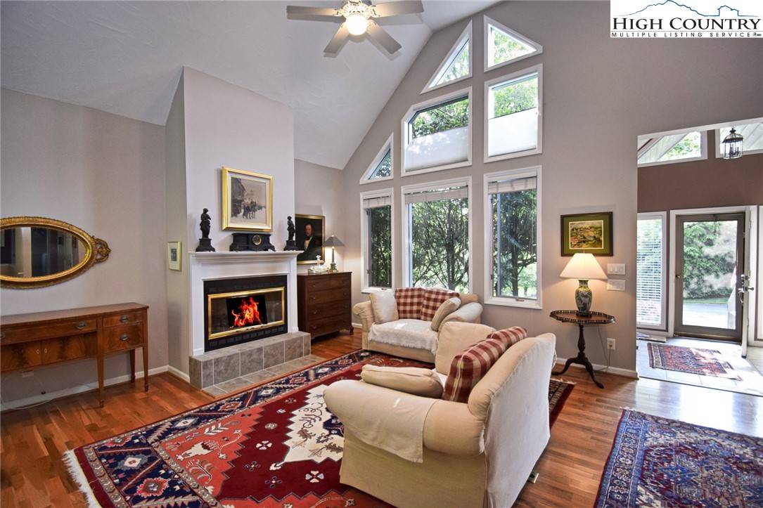 Blowing Rock, NC 28605,143 Grassy Knoll WAY