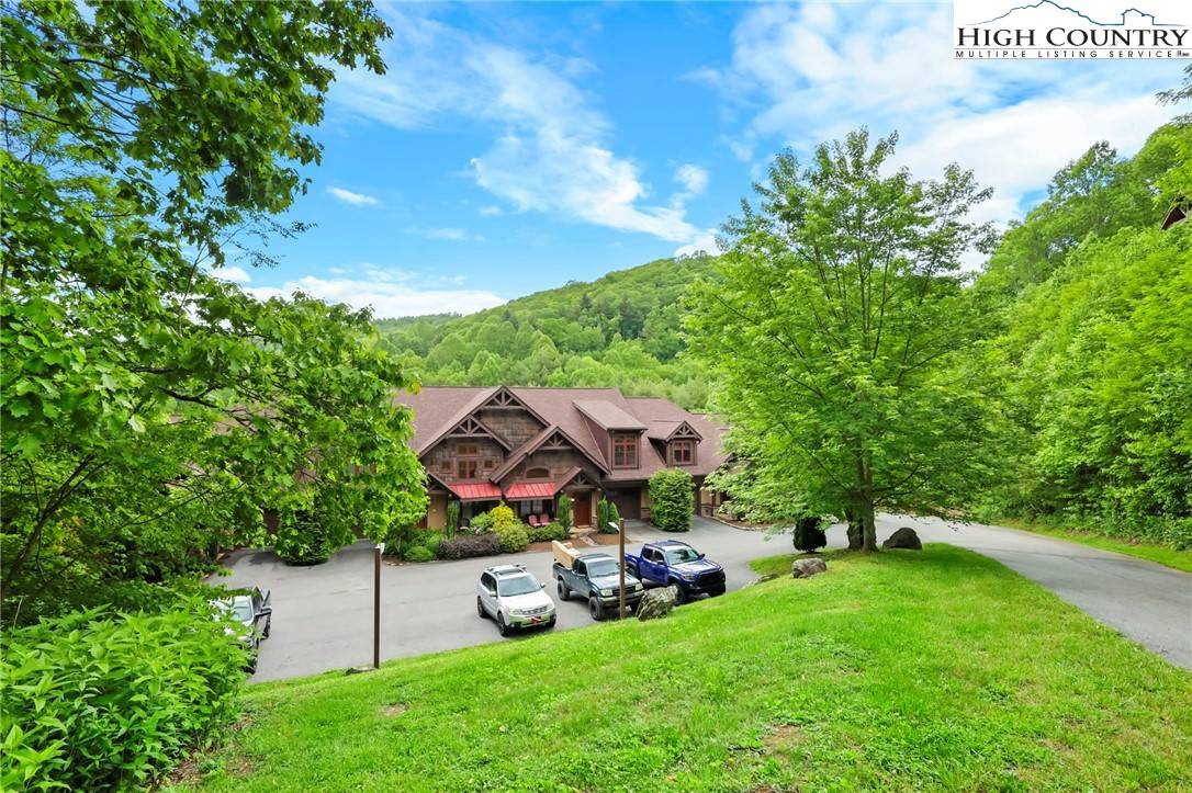 Boone, NC 28607,138 S Camp RD #103